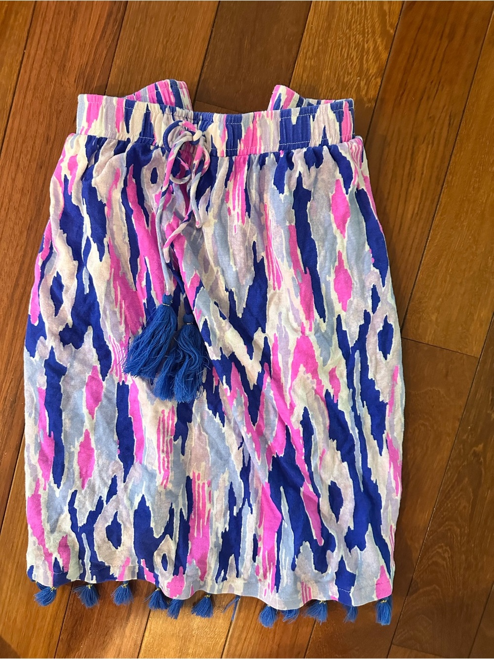 Lilly Pulitzer Loose tube top with tassels.